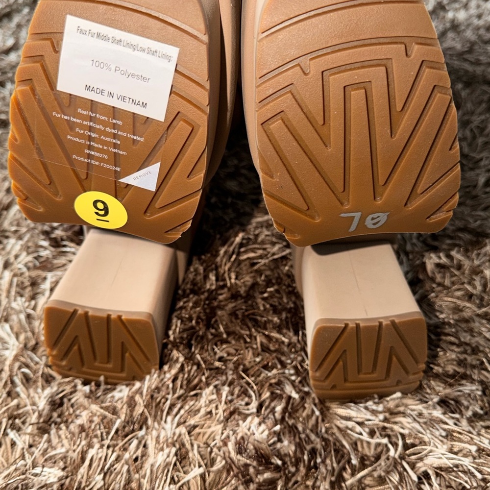 UGG New Heights Platform Xtra Boot - Picture 4 of 4
